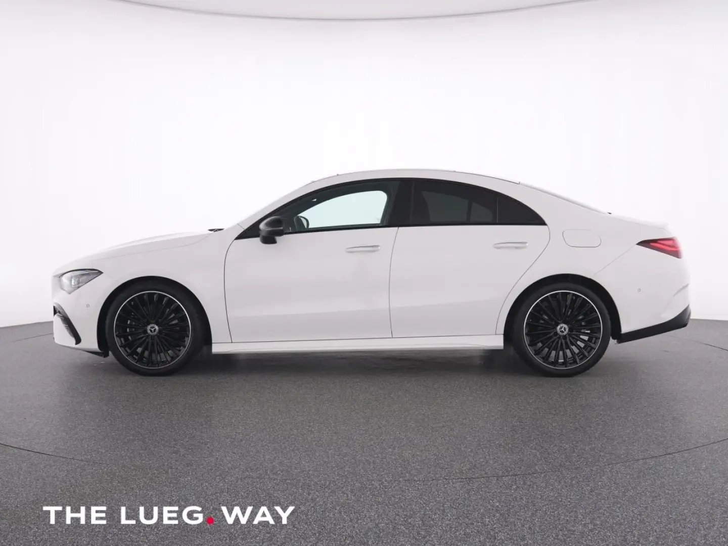 CLA 200 AMG+NavPr+Pano+Burm+MBeam+KeyG+Distr+RFK