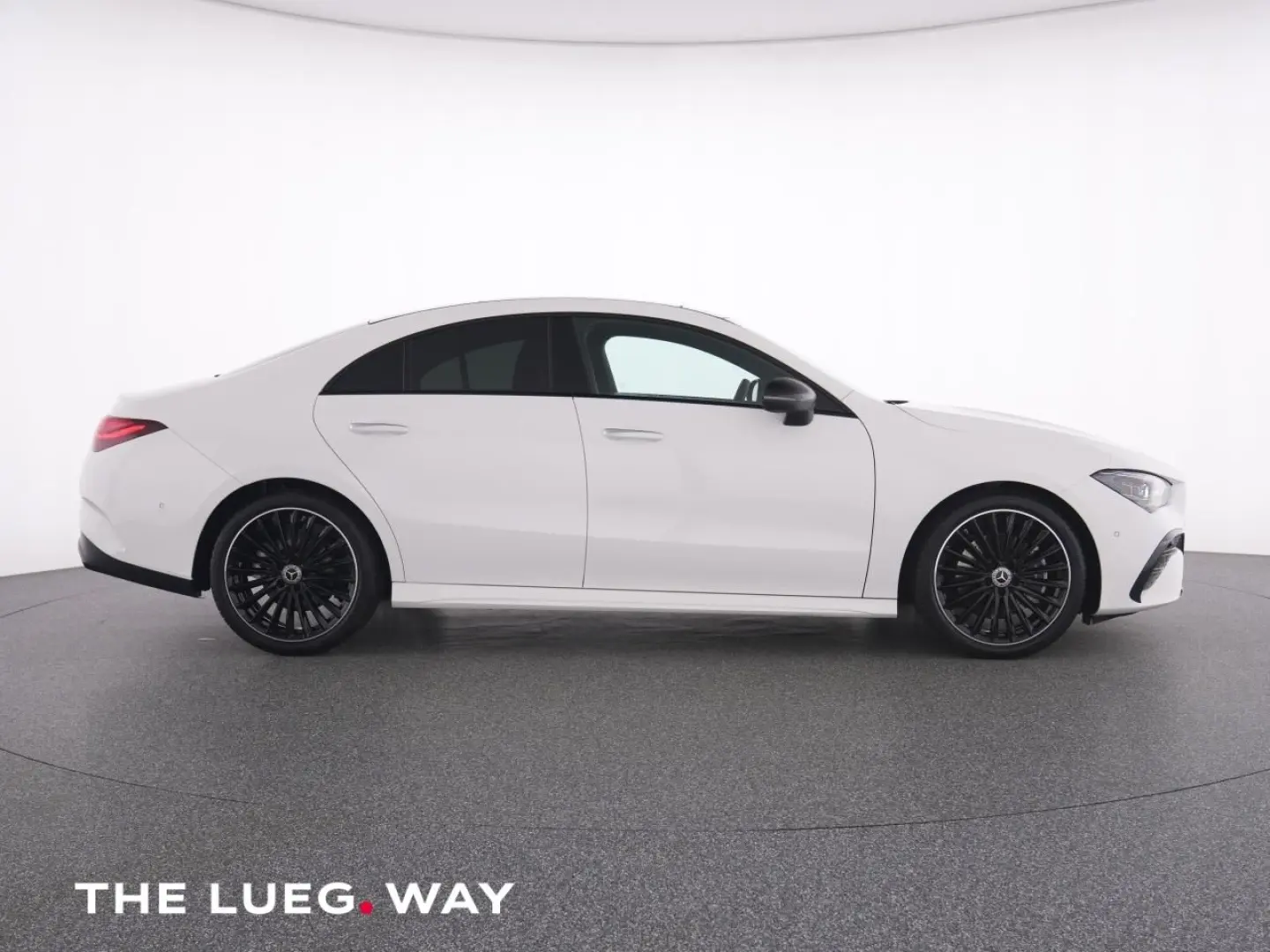 CLA 200 AMG+NavPr+Pano+Burm+MBeam+KeyG+Distr+RFK