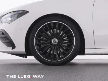 CLA 200 AMG+NavPr+Pano+Burm+MBeam+KeyG+Distr+RFK