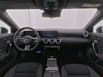 CLA 250 e AMG*Pano*Burme*HUD*MultiBeam*360*Night