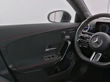 CLA 250 e AMG*Pano*Burme*HUD*MultiBeam*360*Night