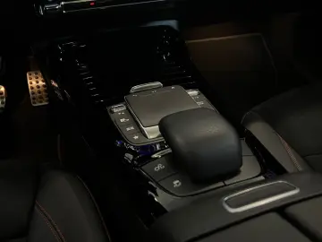 CLA 35 AMG PANO Standh. M-Beam Nightpaket Kamera
