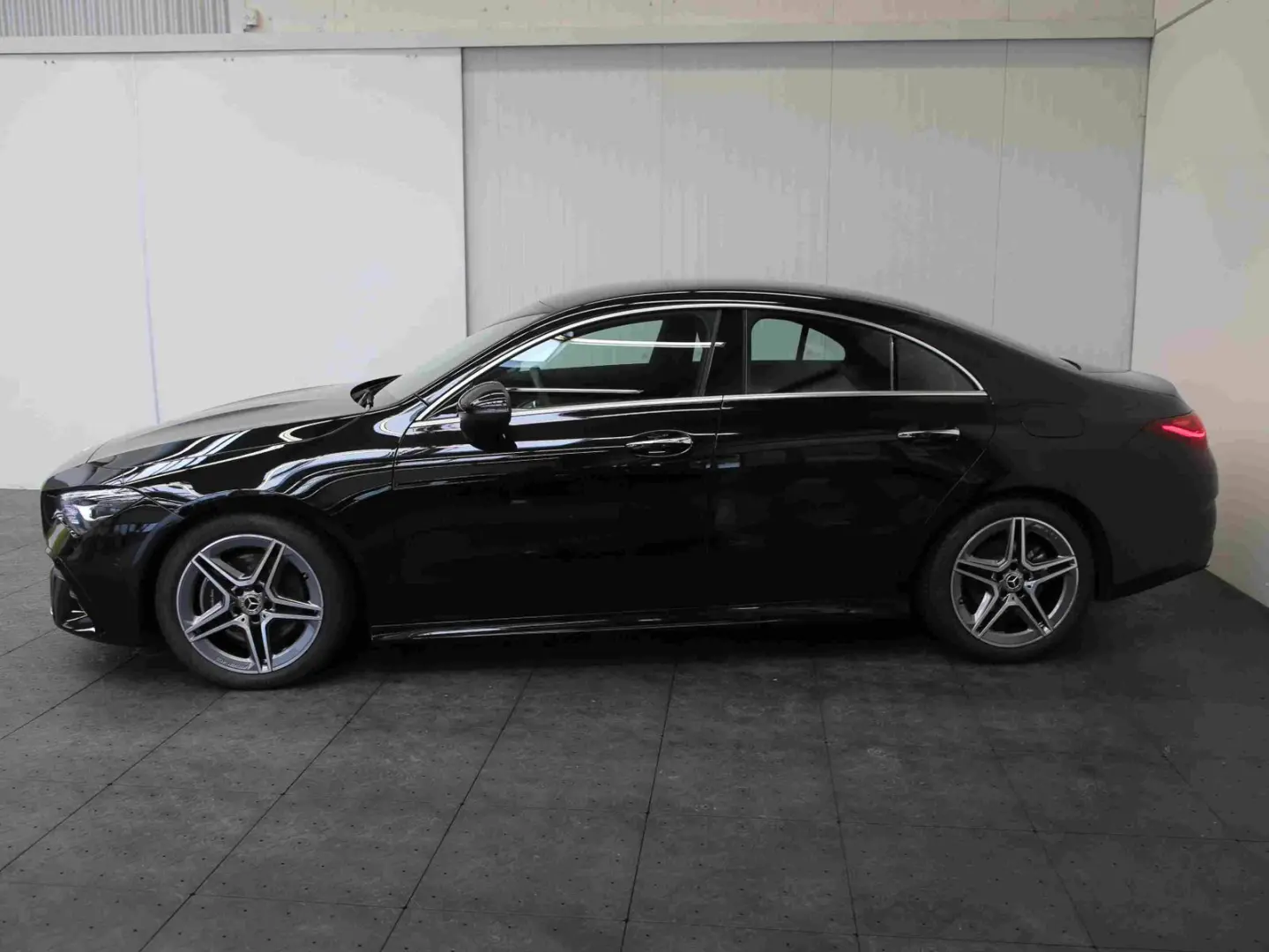 CLA 220 d AMG Keyless*Spurhalte*Kamera*SHZ*18