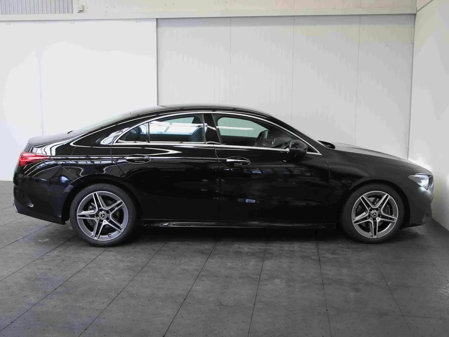 CLA 220 d AMG Keyless*Spurhalte*Kamera*SHZ*18