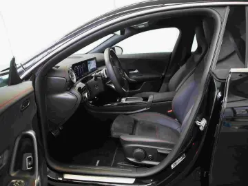 CLA 220 d AMG Keyless*Spurhalte*Kamera*SHZ*18