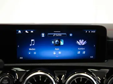 CLA 200 AMG Keyless*Kamera*Burmester*Spurhalte*+
