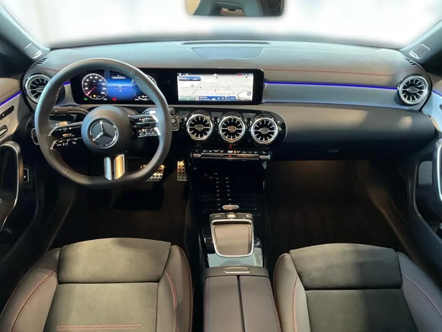 CLA 250 e AMG Night S-Sitz W-Paket KAM PDC Navi