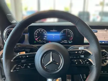 CLA 250 e AMG Night S-Sitz W-Paket KAM PDC Navi