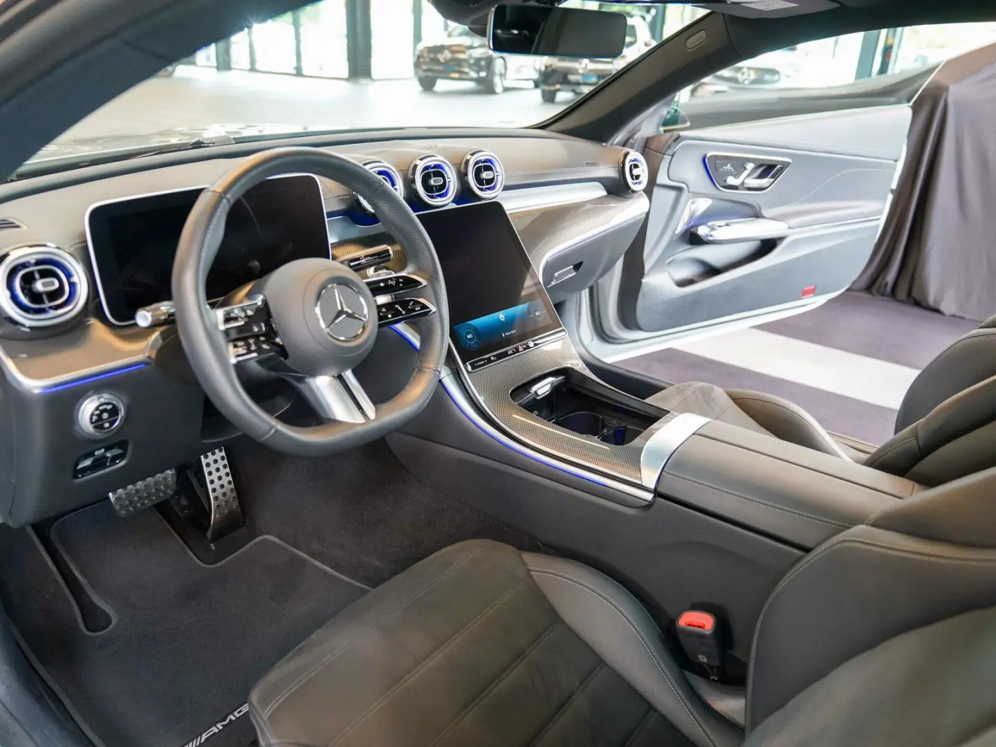 CLE 220 d Coupé AMG Line Night alpin Pano Burmes