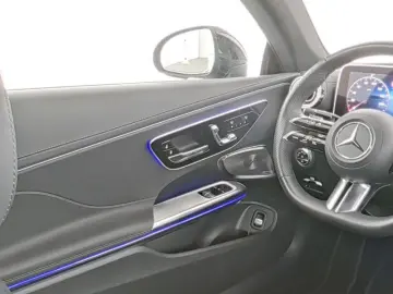 CLE 200 Coupé AMG Line Premium, Distronic