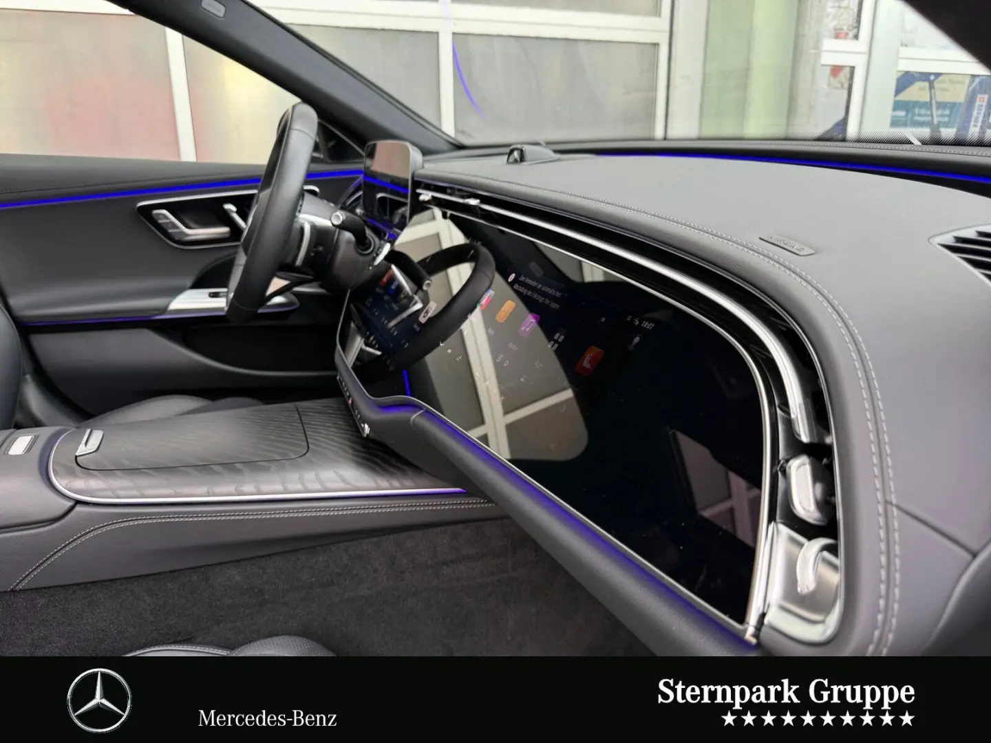 E 400 e 4M AMG Distronic+HYPER+Pano+AIRMATIC+HuD