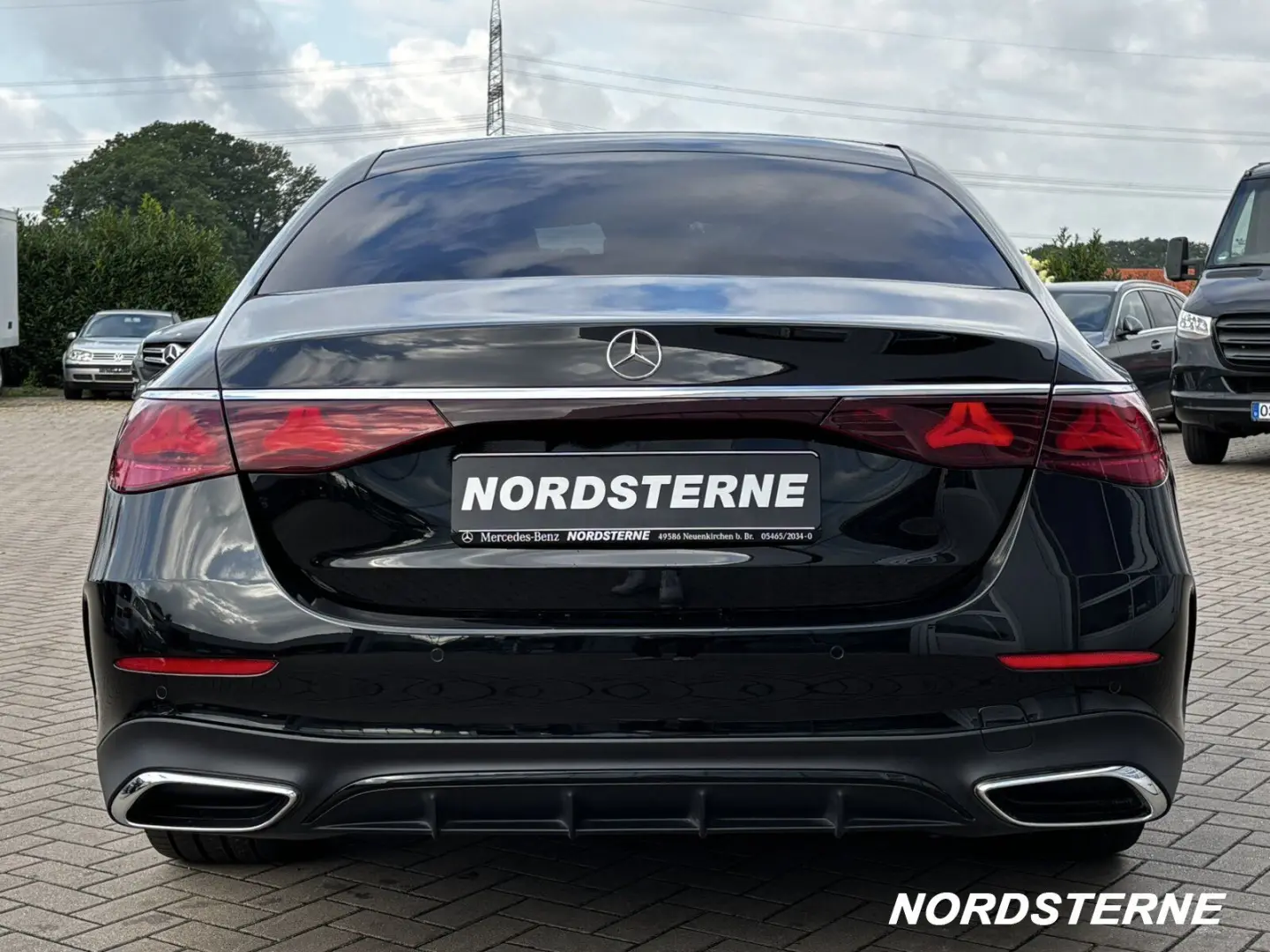 E 300 de AMG-PREMIUM+PANO+360°+HEAD-UP+4D-BURM.