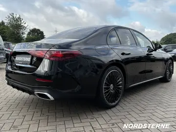 E 300 de AMG-PREMIUM+PANO+360°+HEAD-UP+4D-BURM.