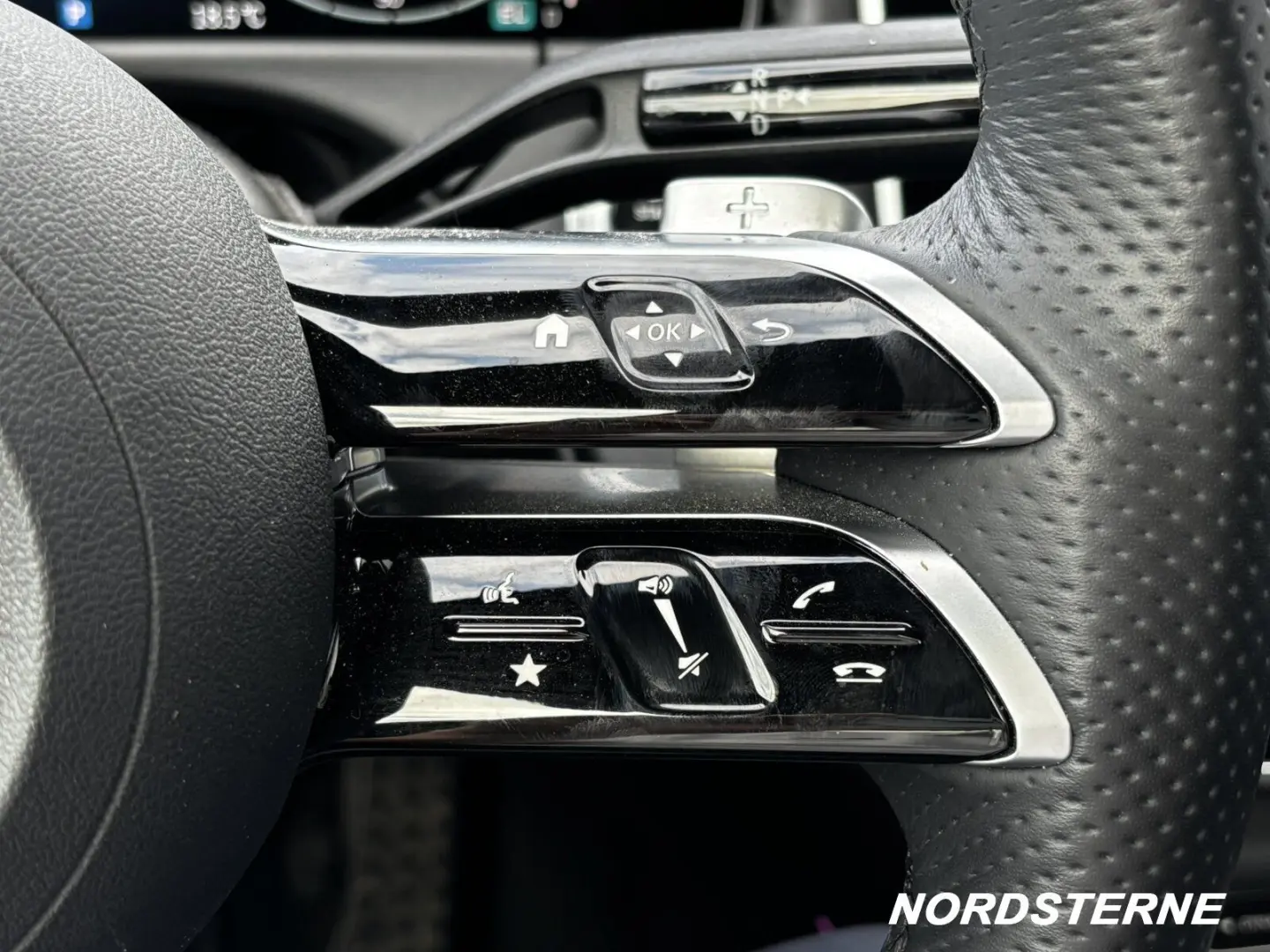 E 300 de AMG-PREMIUM+PANO+360°+HEAD-UP+4D-BURM.