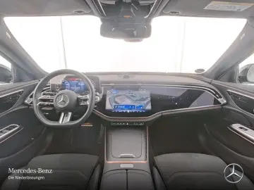 E 300 e AMG/NIGHT/SUPERSCREEN/20