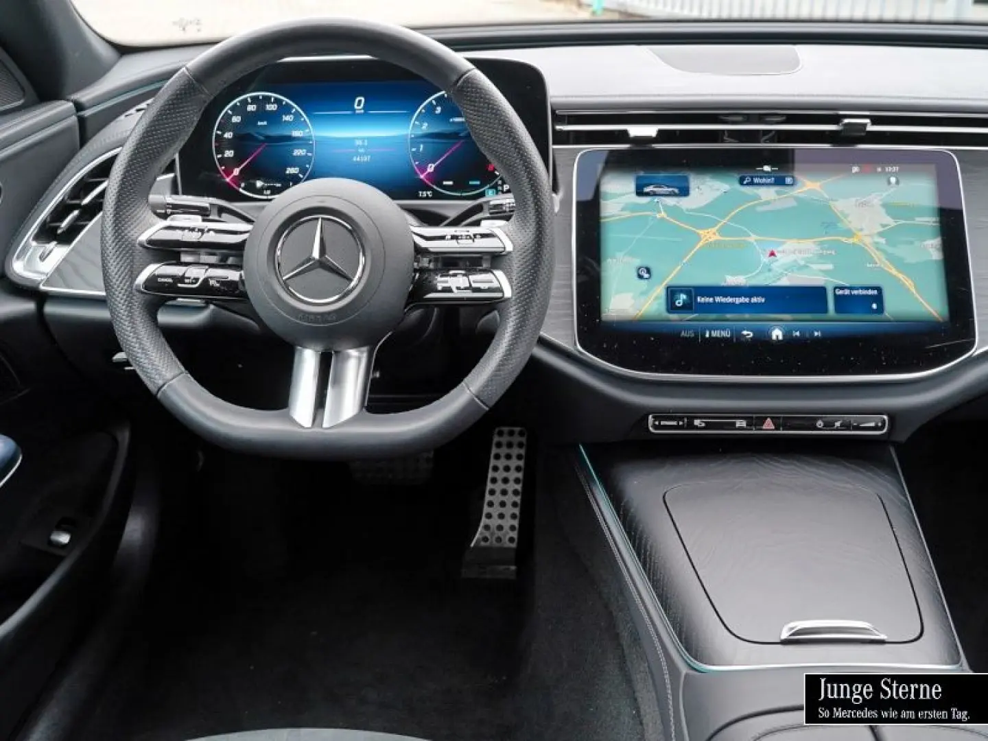E 200 AMG ADV DISTRONIC+CAM+TOTW+AMBIENTE+NIGHT+