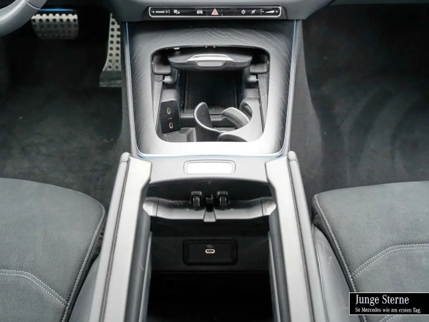 E 200 AMG ADV DISTRONIC+CAM+TOTW+AMBIENTE+NIGHT+