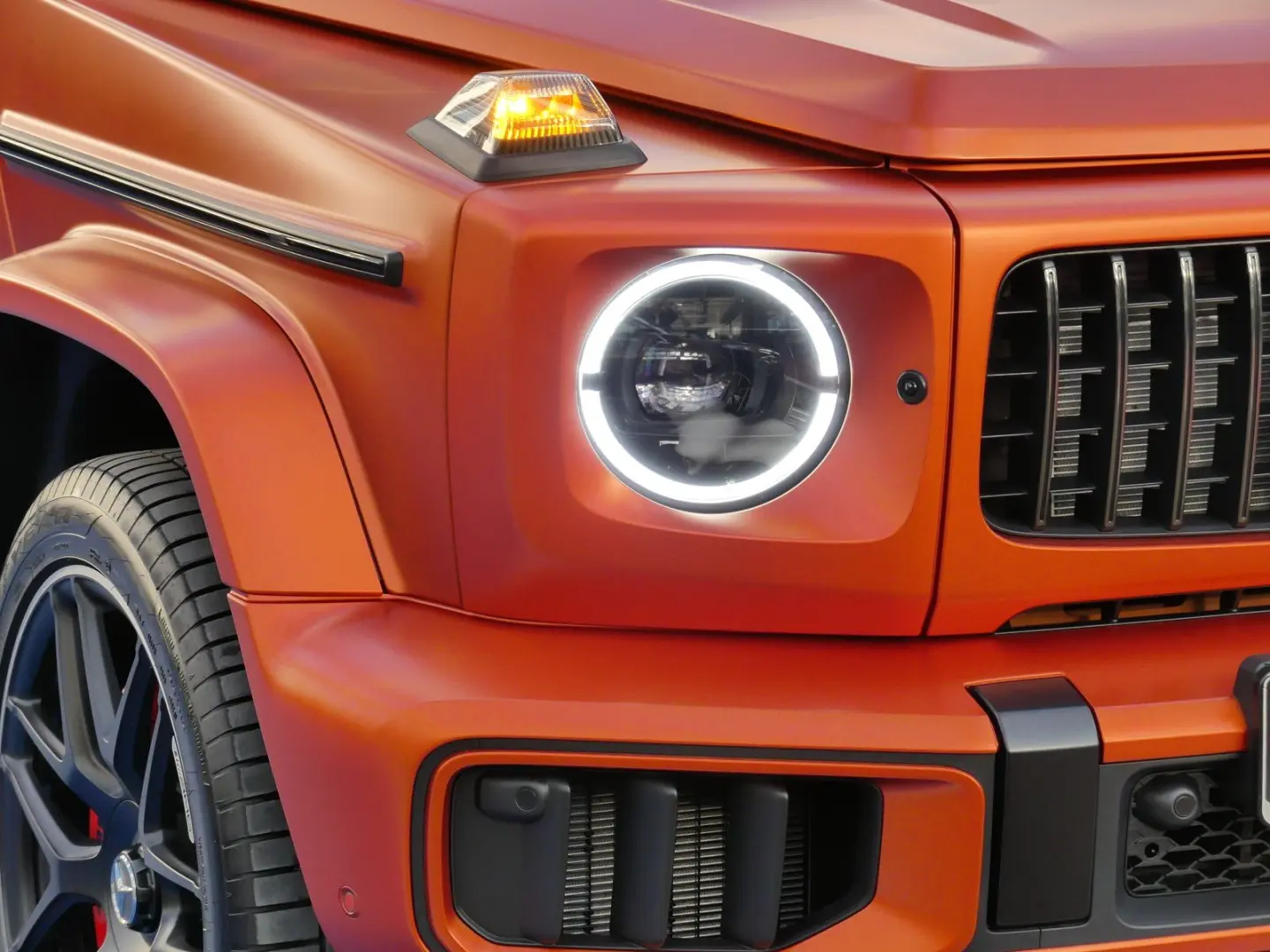 G 63 AMG +Sonderlack+StadHzg+Distronic+LED+MBUX+