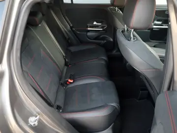 GLA 200 d AMG line, T.Leder,Navi,LED,SH,Kamera