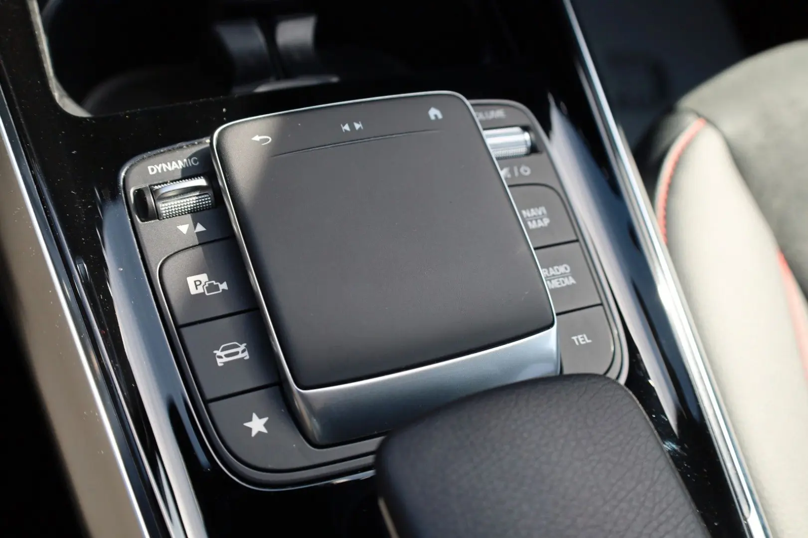 GLA 200 d AMG line, T.Leder,Navi,LED,SH,Kamera