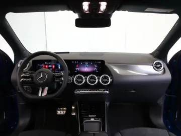 GLA 200 d 4M AMG Pano*NIGHT*HUD*Multibeam*20