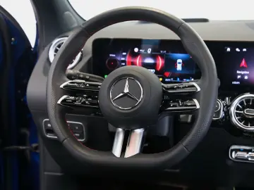 GLA 200 d 4M AMG Pano*NIGHT*HUD*Multibeam*20