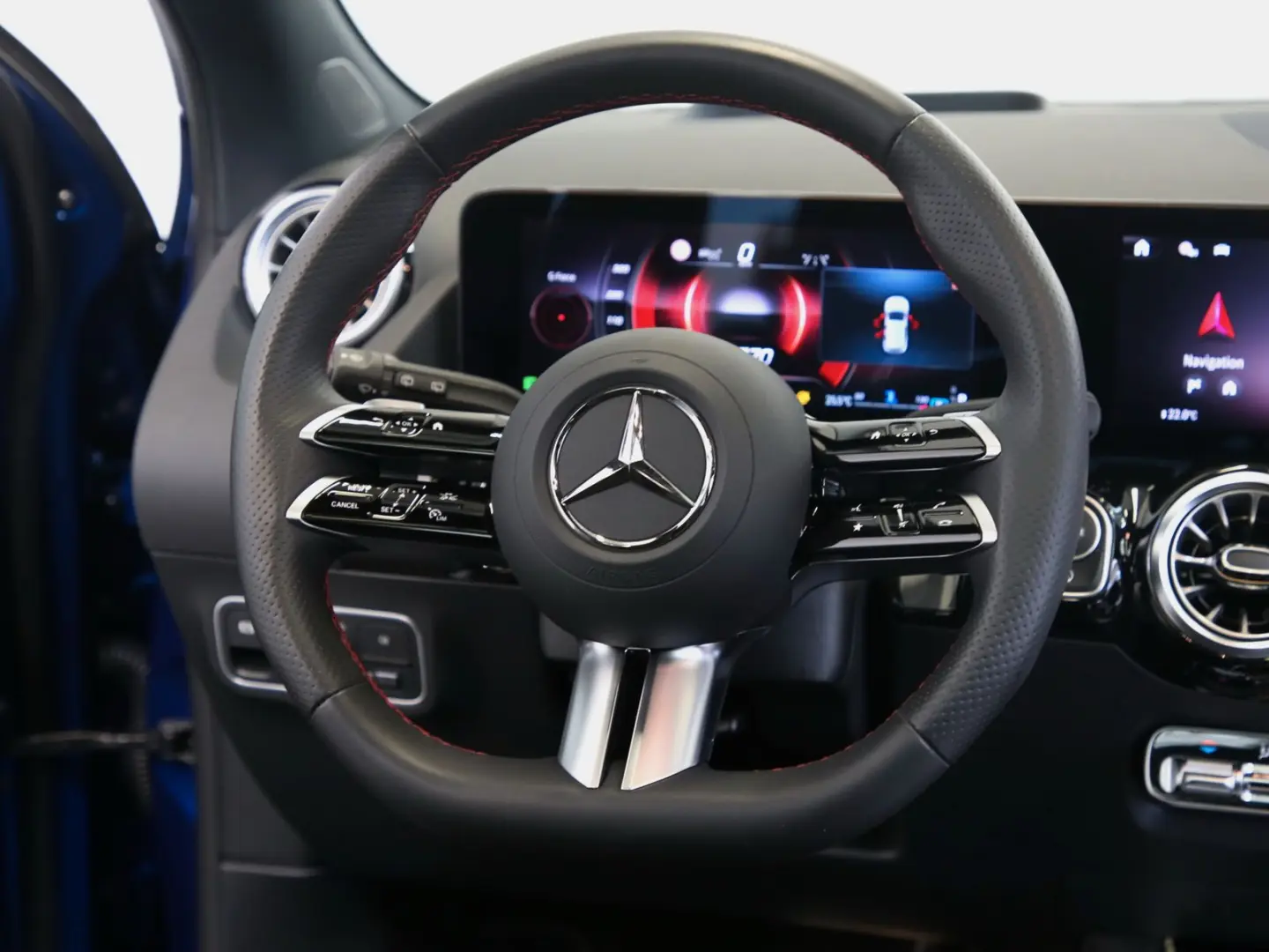 GLA 200 d 4M AMG Pano*NIGHT*HUD*Multibeam*20