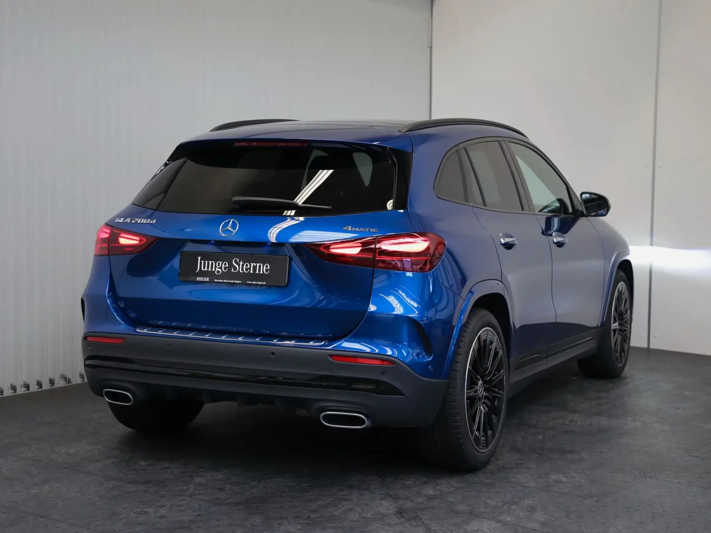 GLA 200 d 4M AMG Pano*NIGHT*HUD*Multibeam*20