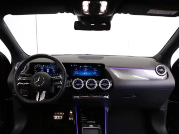 GLA 200 d 4M AMG SHZ*Keyless*Totwinkel*LED*20