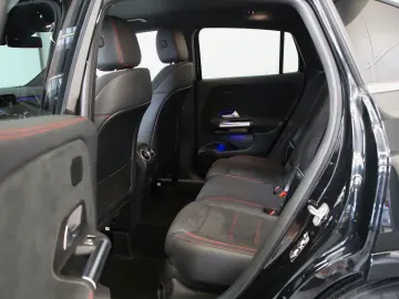GLA 200 d 4M AMG SHZ*Keyless*Totwinkel*LED*20