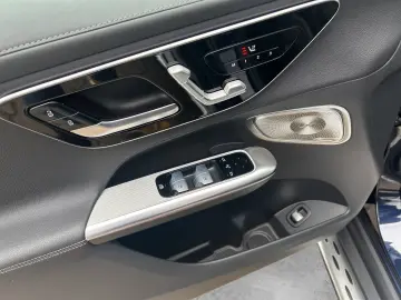 GLC 300 de AMG+ Distro HUD Pano Burme3D Airmatic