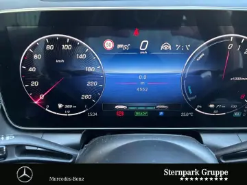 GLC 300 e 4M AMG Distro+AHK+Pano+360°+HuD+Night+