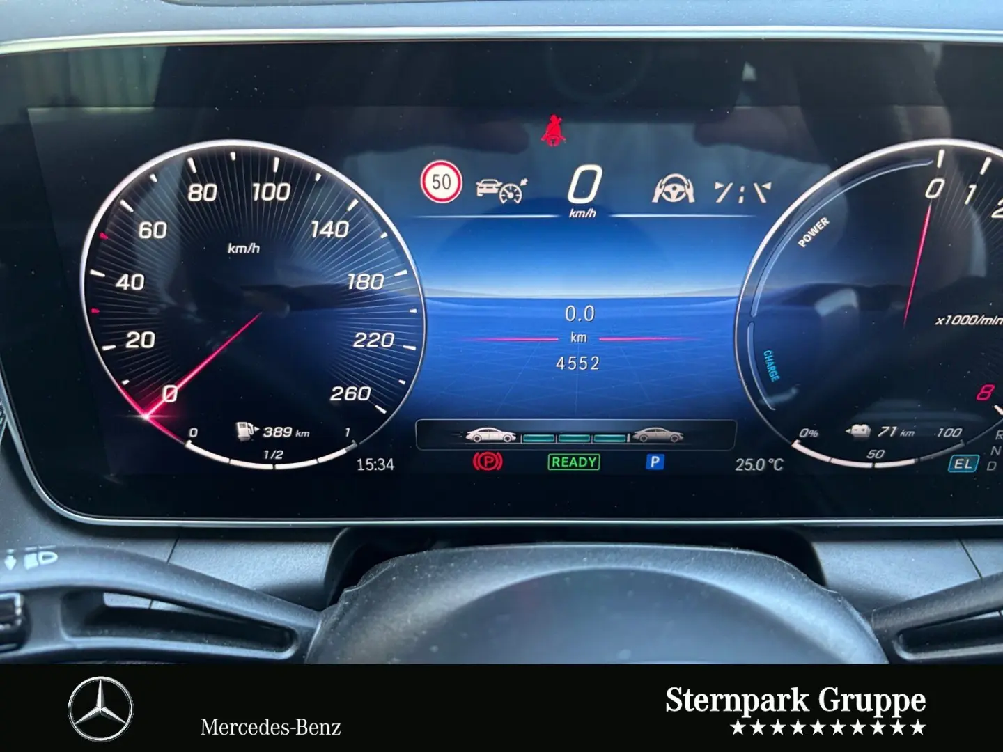 GLC 300 e 4M AMG Distro+AHK+Pano+360°+HuD+Night+