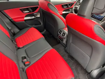 GLC 400e 4M AMG+Night+DigitalLight+Pano+AHK+Burm