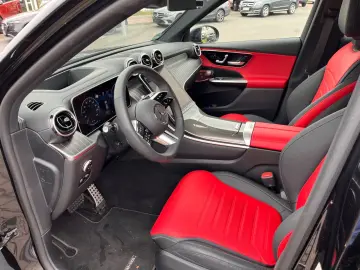 GLC 400e 4M AMG+Night+DigitalLight+Pano+AHK+Burm