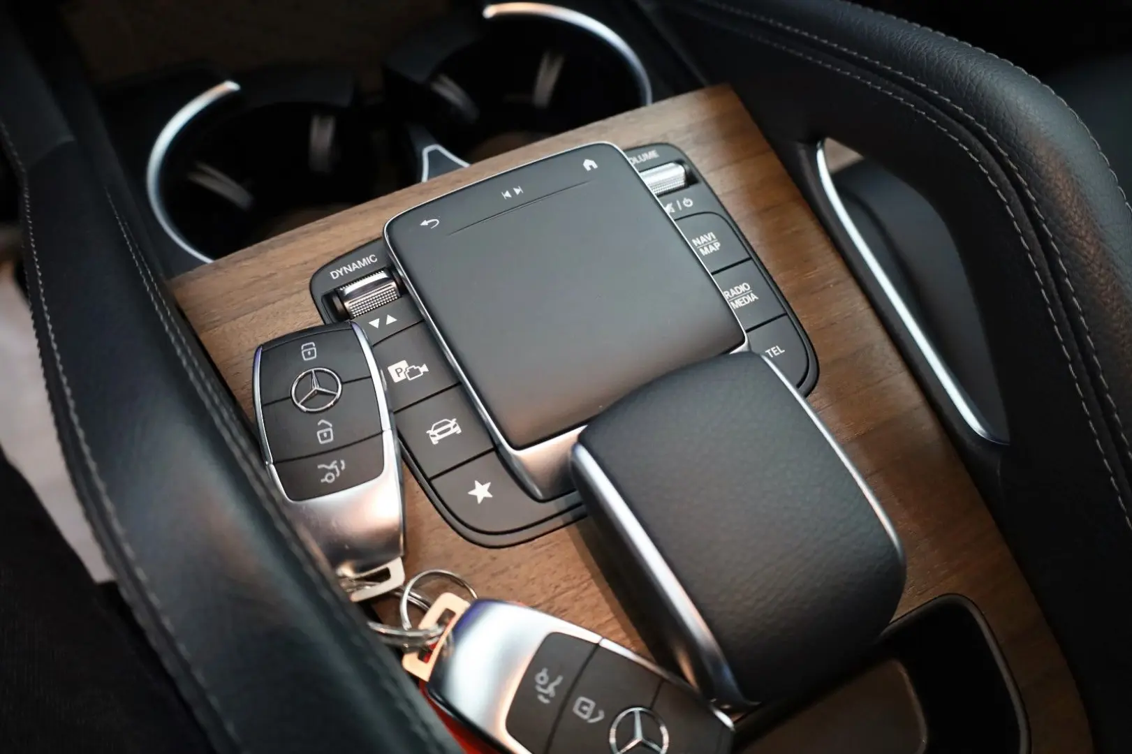 GLE 350e 4M AMG Leder,Navi,LED,PanDach,Night,360