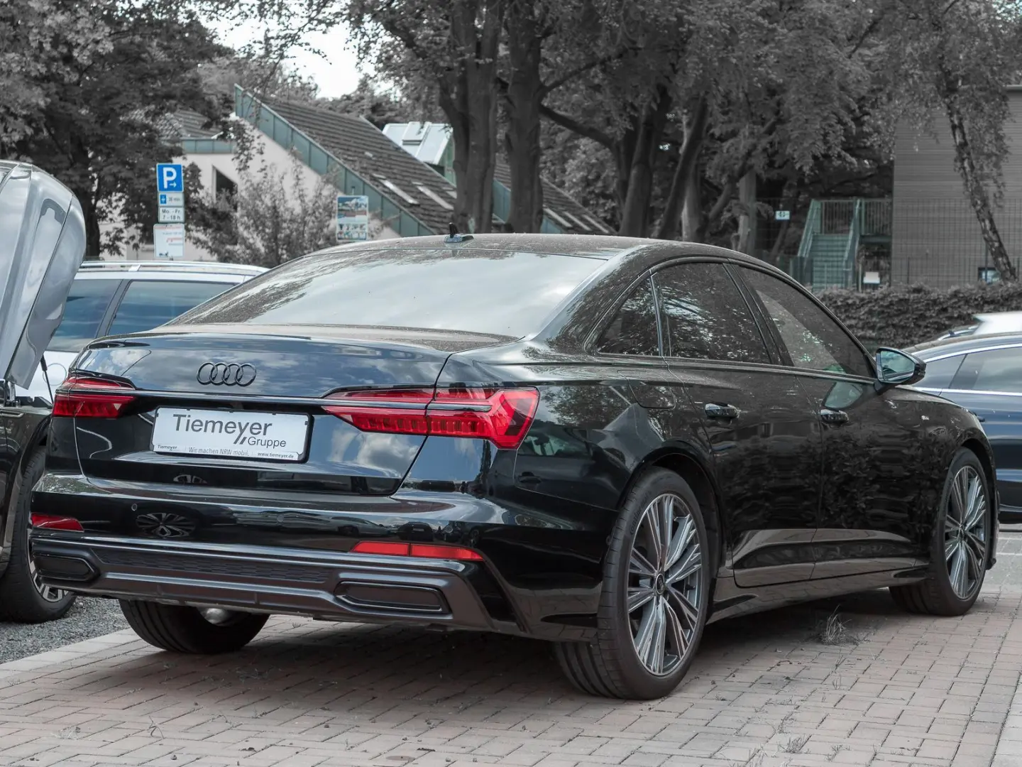 A6 45 TFSI 2x S LINE HD-MATRIX HEAD-UP BuO PANO