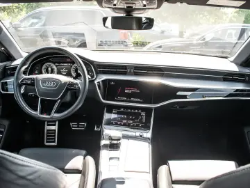A7 Sportback 50 TFSI e quattro 220(299) S tronic