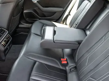 A7 Sportback 50 TFSI e quattro 220(299) S tronic
