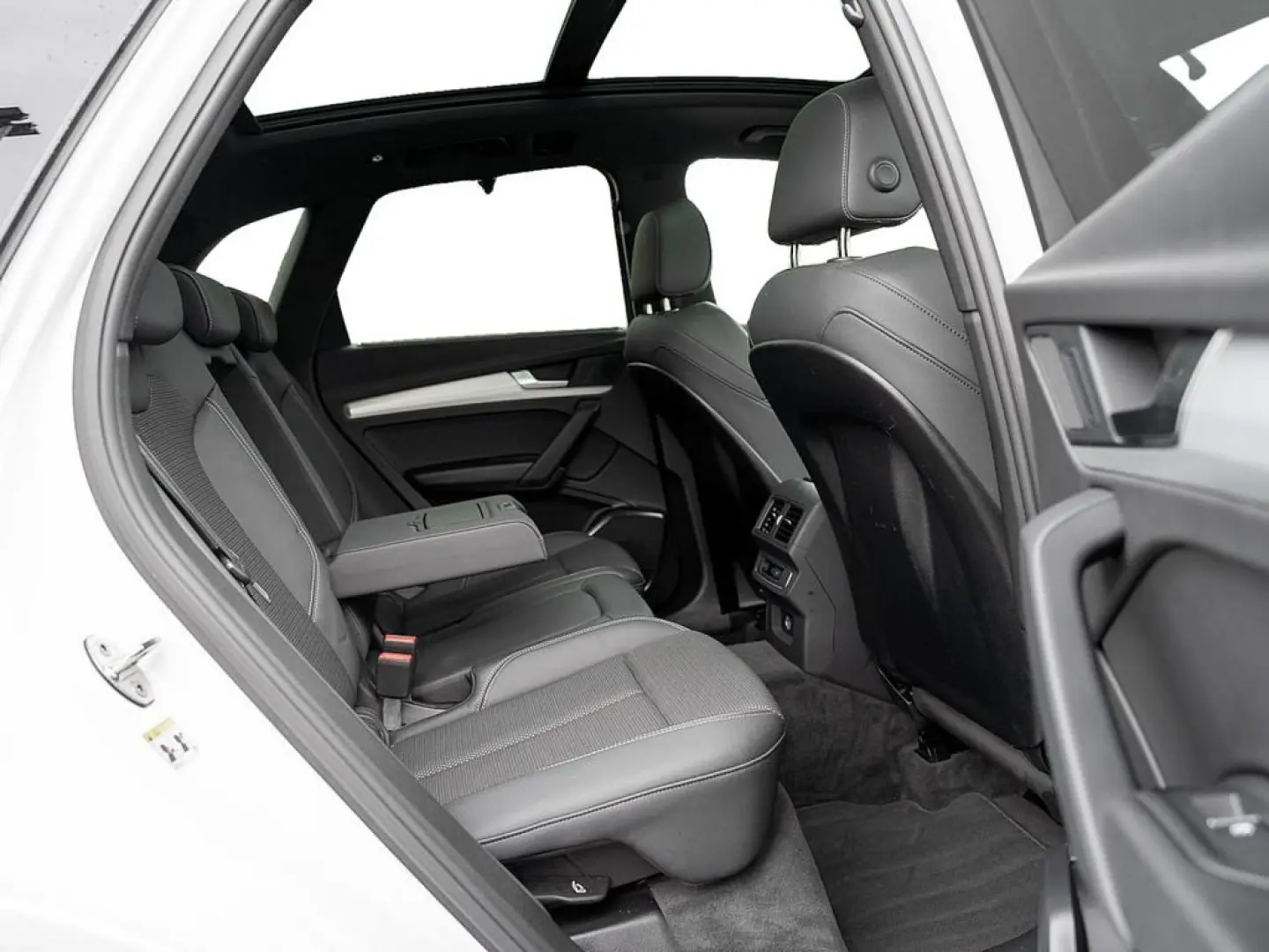 Q5 40 TDI quattro S line PANO KAM NAVI ACC VIRTU