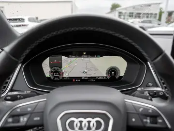 Q5 40 TDI quattro S line PANO KAM NAVI ACC VIRTU