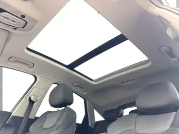 Q5 SPORTBACK S-LINE 40 TDI QUATTRO (AHK/PANO/MAT
