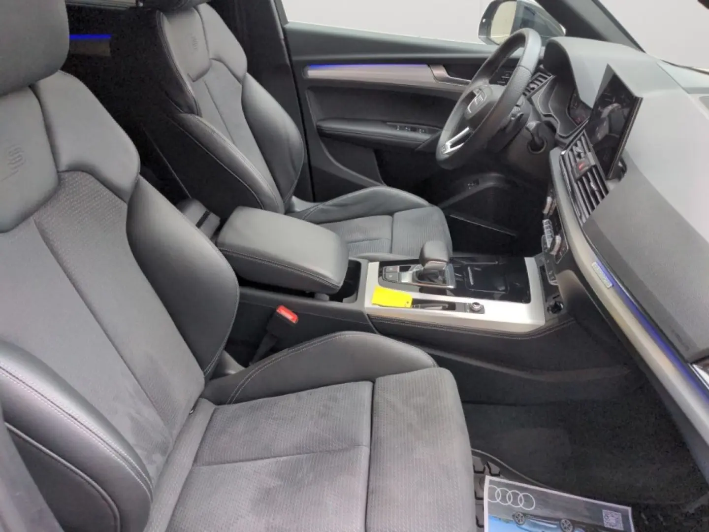 Q5 50TFSIe quattro S tronic S line Matrix AHK Na