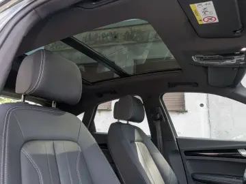 Q5 Sportback 50 TFSIe S LINE PANO NAVI+ LEDER PR