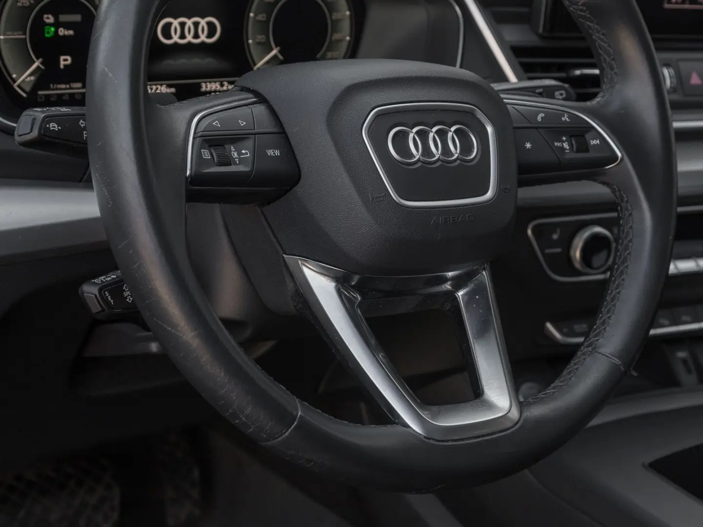 Q5 50 TFSIe Q ADVANCED PANO VIRTUAL AHK