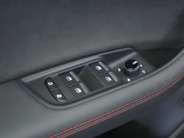 Q8 50 TDI q. S line *23 *ACC*LUFT*Pano*S-Sitze