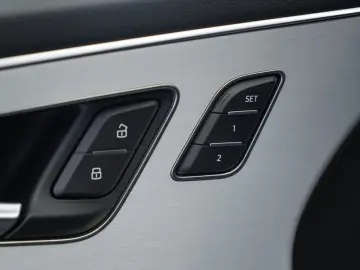 Q8 50 TDI q. S line *23 *ACC*LUFT*Pano*S-Sitze