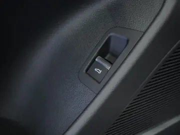 Q8 50 TDI q. S line *23 *ACC*LUFT*Pano*S-Sitze