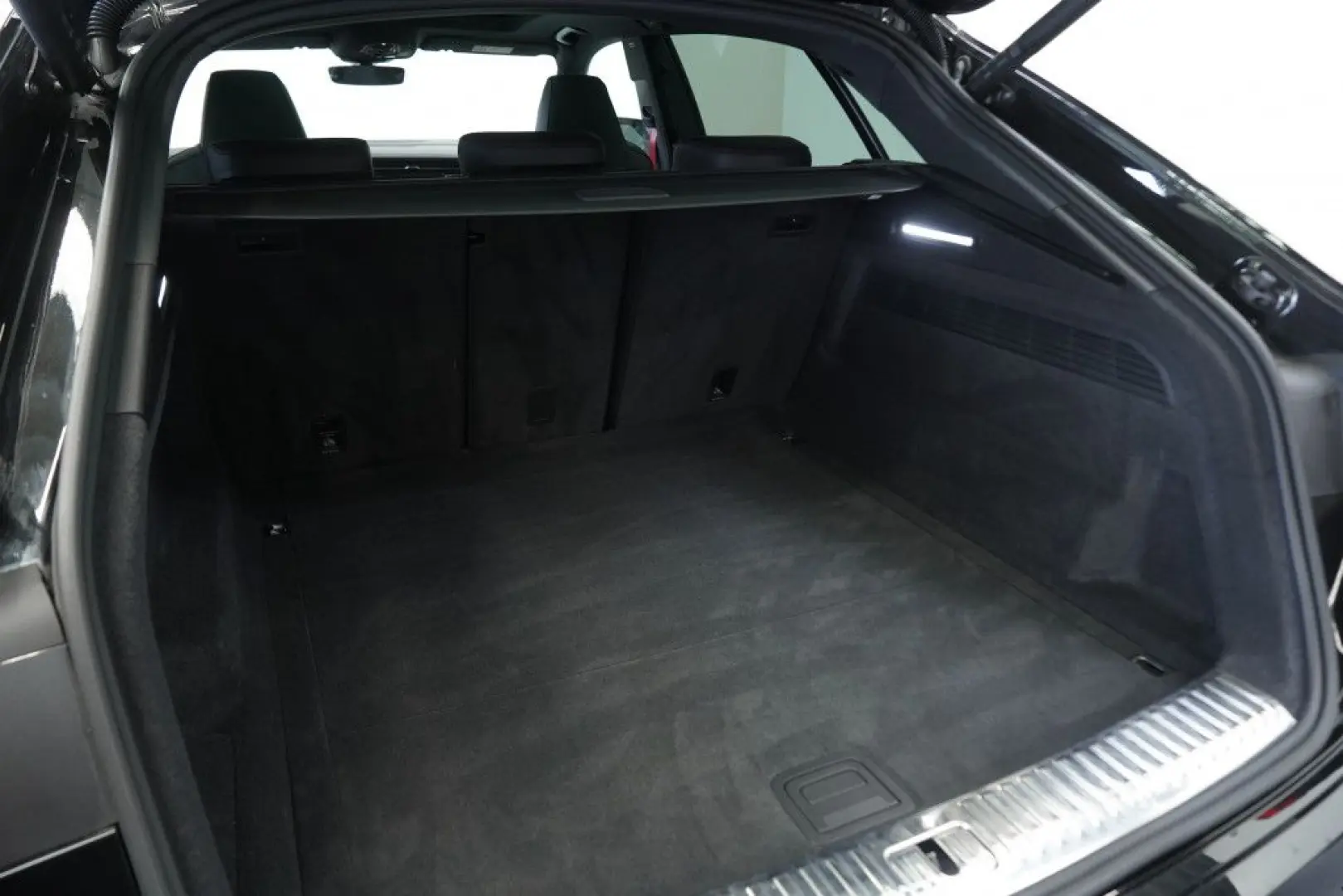 Q8 50 TDI q. S line *23 *ACC*LUFT*Pano*S-Sitze