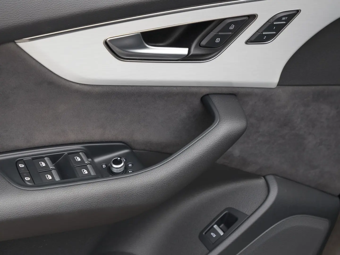 Q7 50 TDI Q S LINE LM20 7-SITZE AHK MATRIX